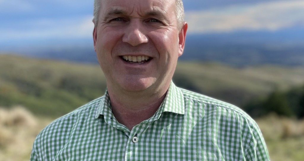 John Ladley 2023 shirt crop